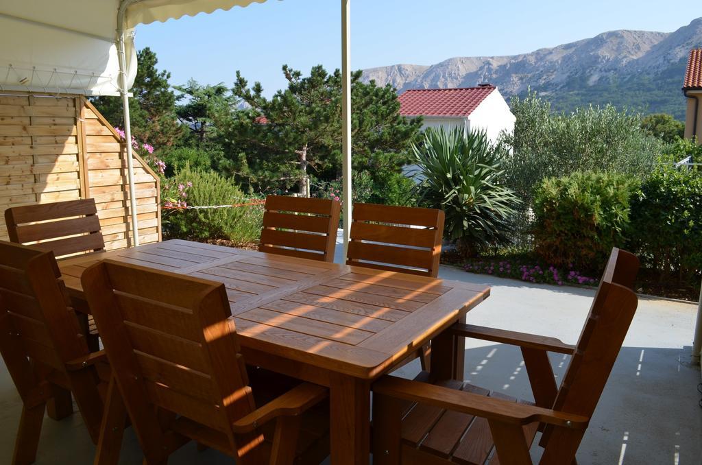 Apartments Buljan Baška Rom bilde