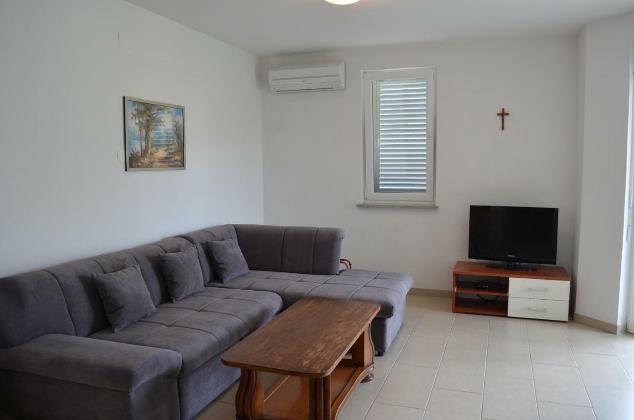 Apartments Buljan Baška Eksteriør bilde