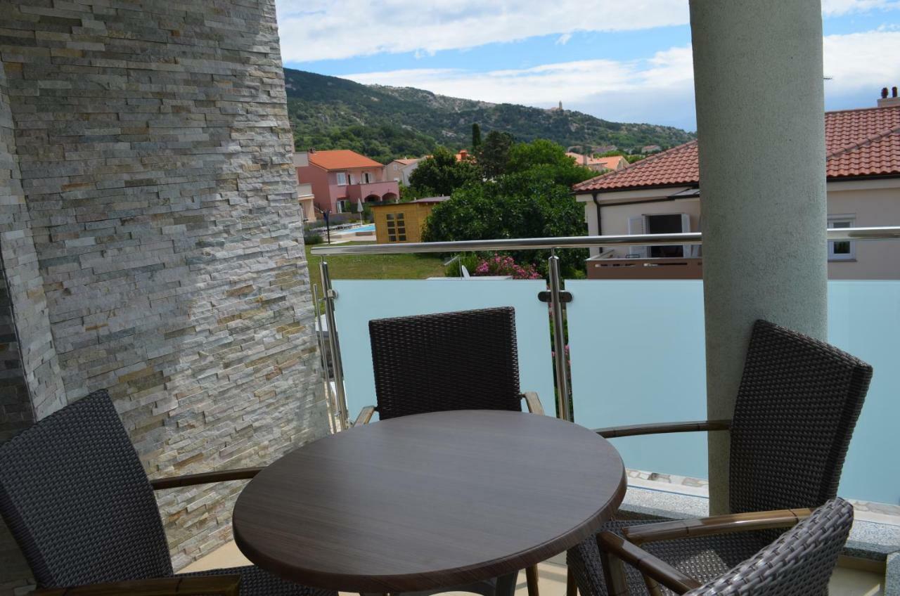 Apartments Buljan Baška Eksteriør bilde